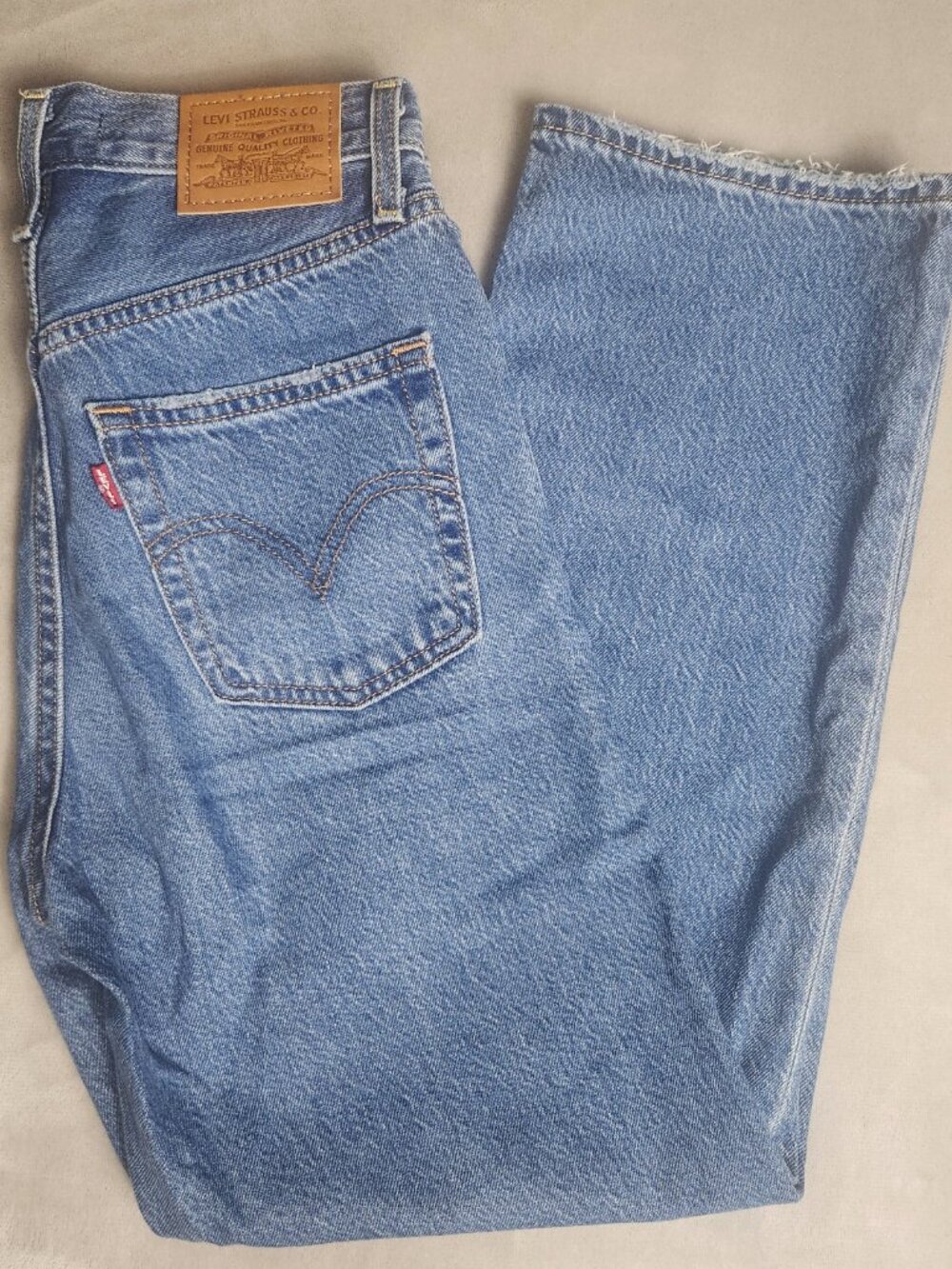 Levi's Premium Ribcage Straight Ankle Jeans W24 L27